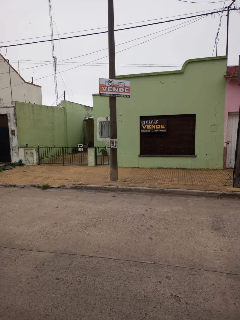 Casa en Necochea 4100