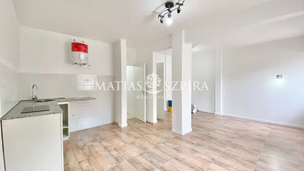 Departamento en Juan Jose Valle 700