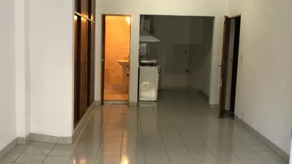 Departamento en Av Peron 2200