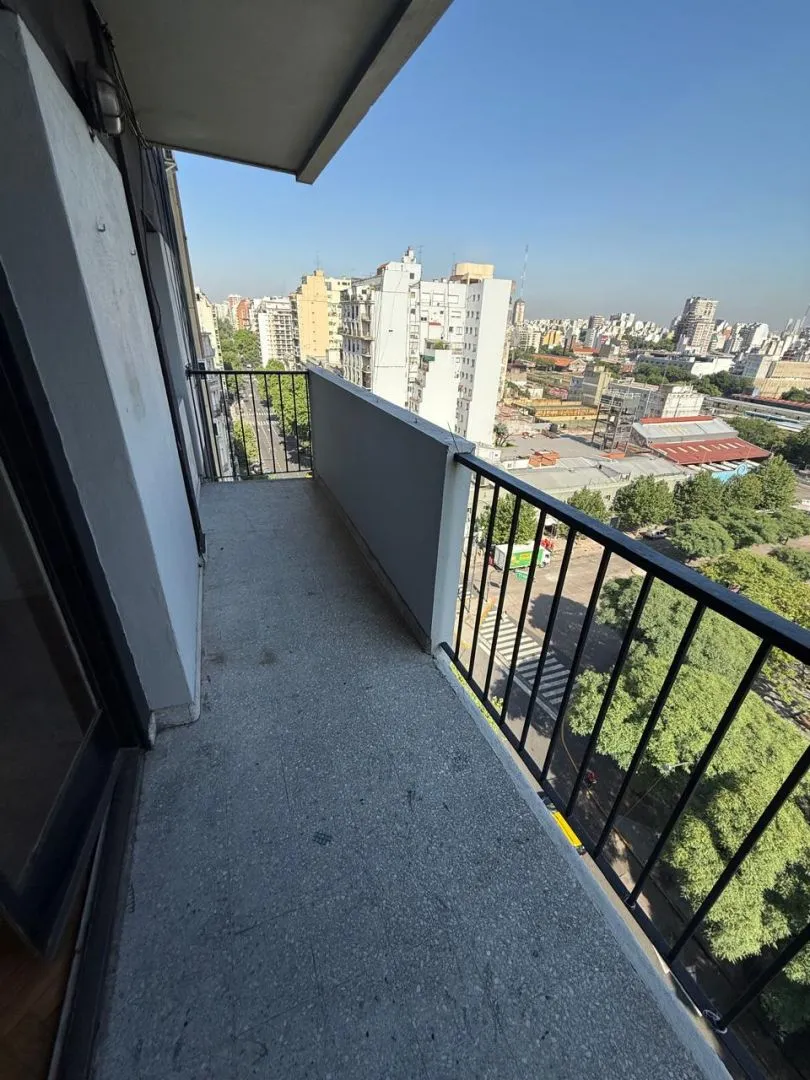 Departamento en AV. RIVADAVIA 2900