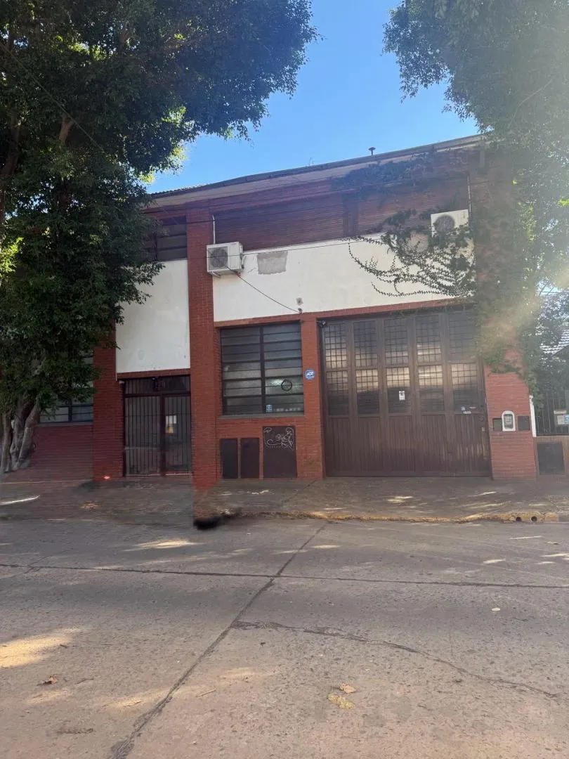 Galpon en Velez Sarfield 1500