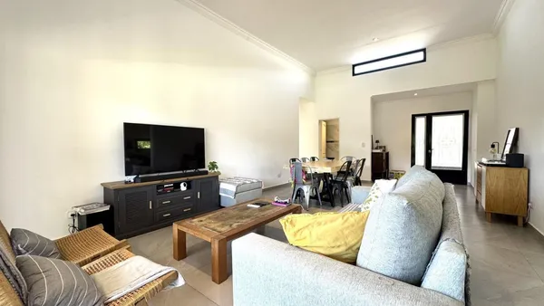 Casa en LOS ARENALES 1100
