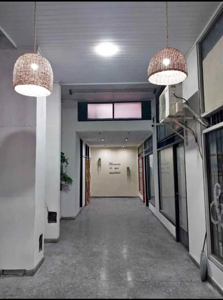 Local Comercial en Calle 8