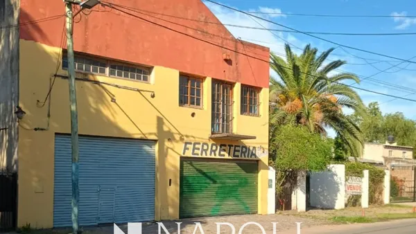 Galpon en Las margaritas 300