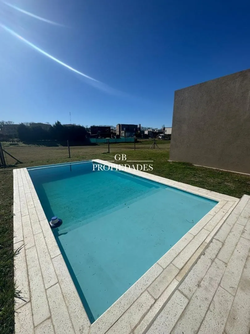 Casa en Santa Elena 300
