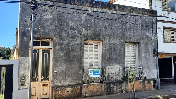 Casa en 25 de Mayo 100