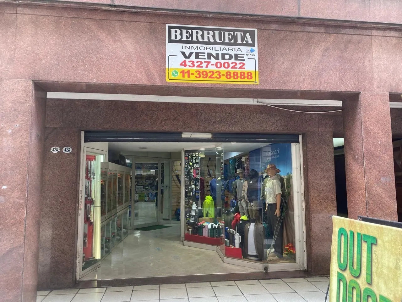 Local Comercial en Lavalle 400