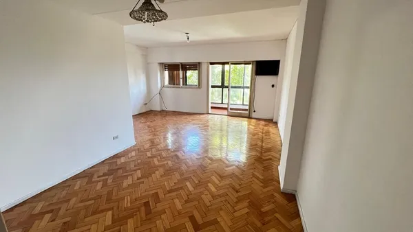 Departamento en ZAPIOLA 1000