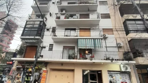 Departamento en MOLDES 2400