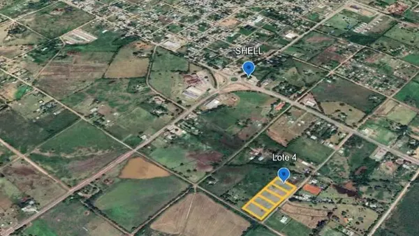 Lote en Int. L. Espindol