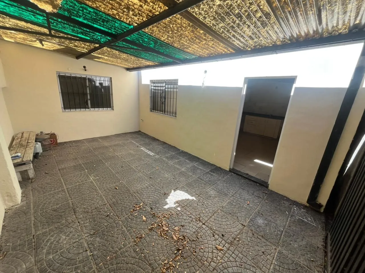 Casa en Alberdi 100