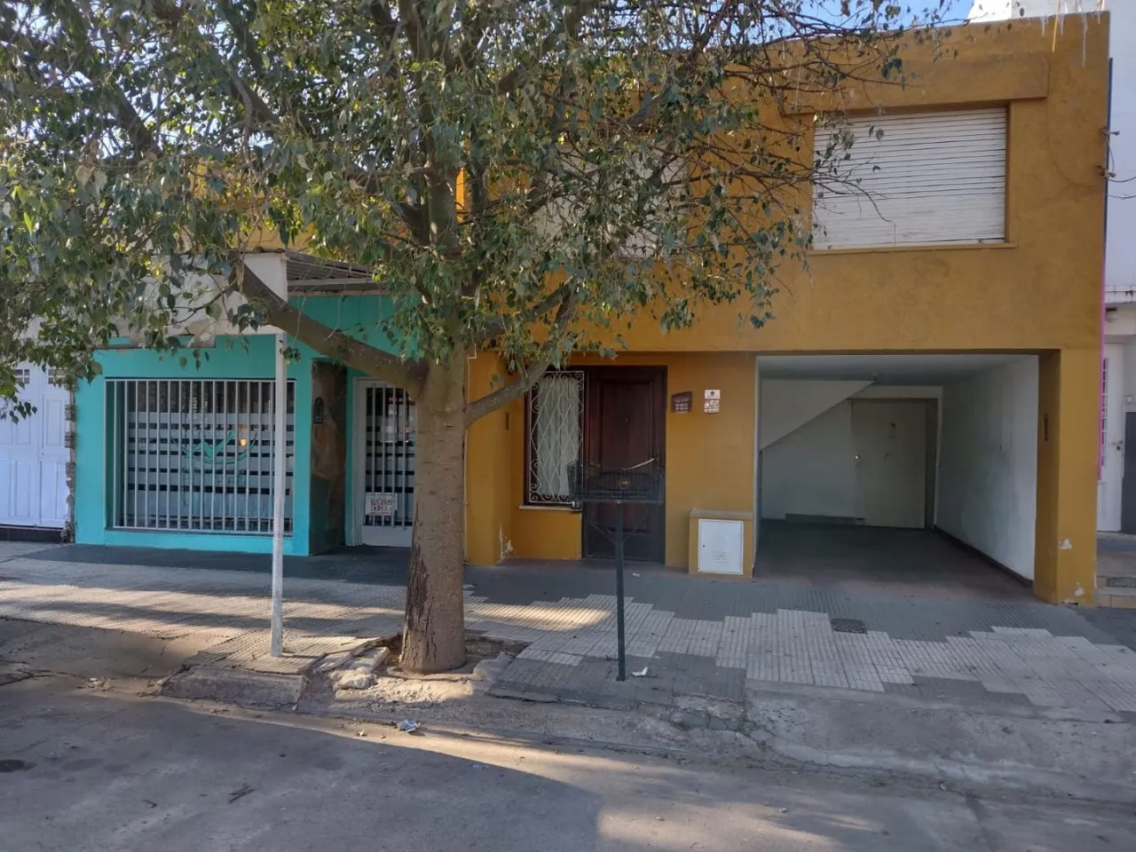 Casa en 12 DE OCTUBRE 200