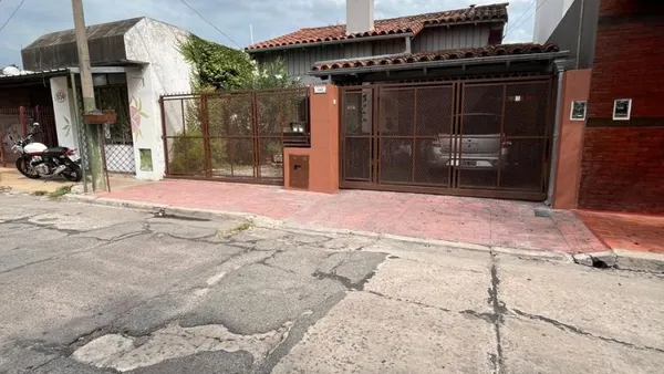Casa en CASTRO BARROS 500