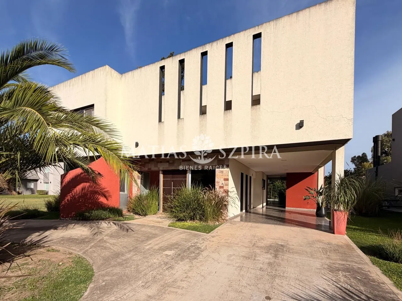 Casa en ALMAFUERTE 1500