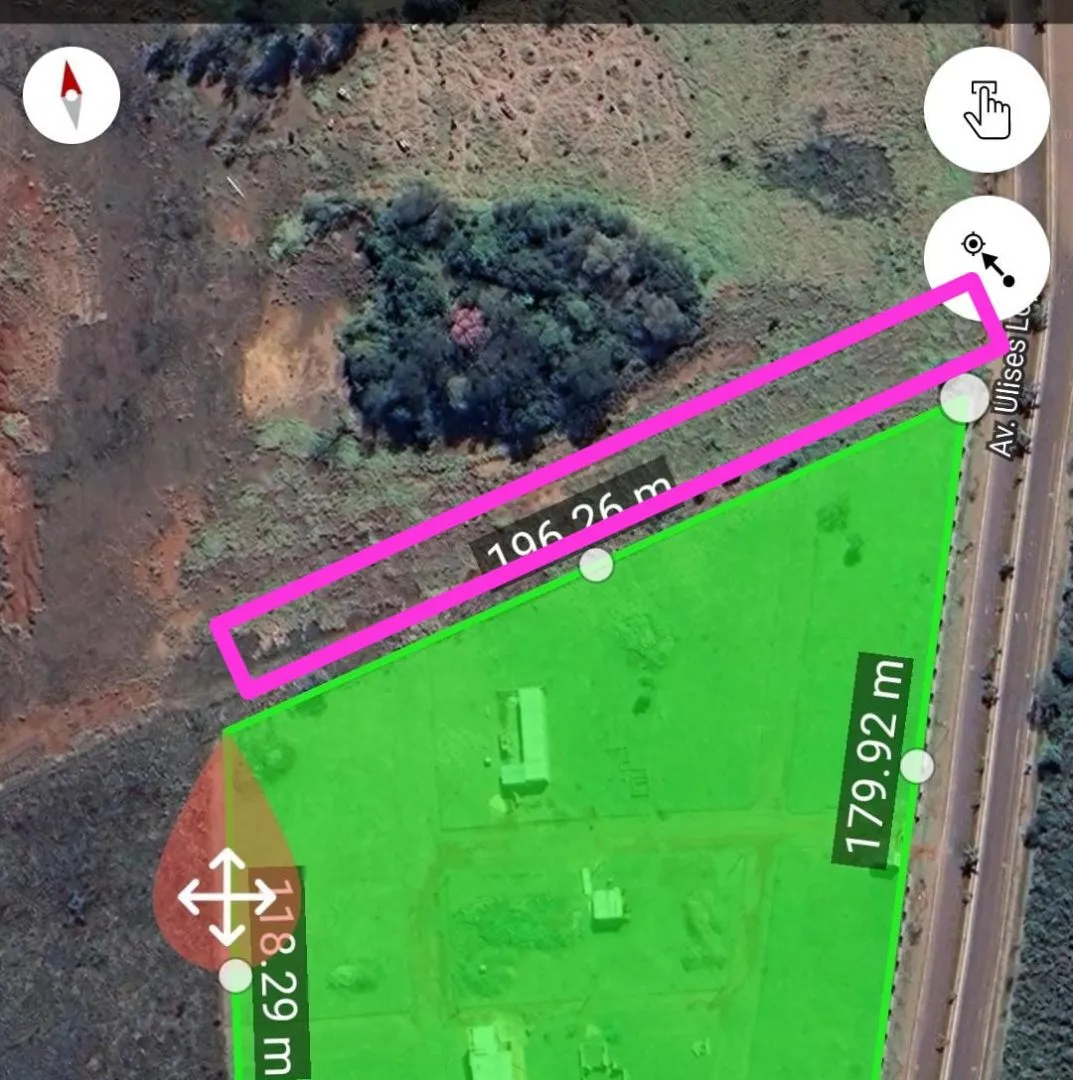 Lote en Avenida Ulises L