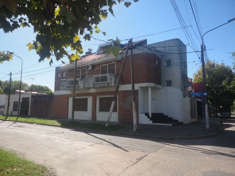 Casa en Cuelli 2200