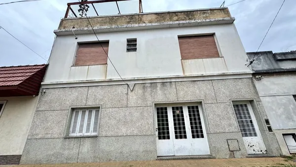 Departamento en 15 de Agosto 2100