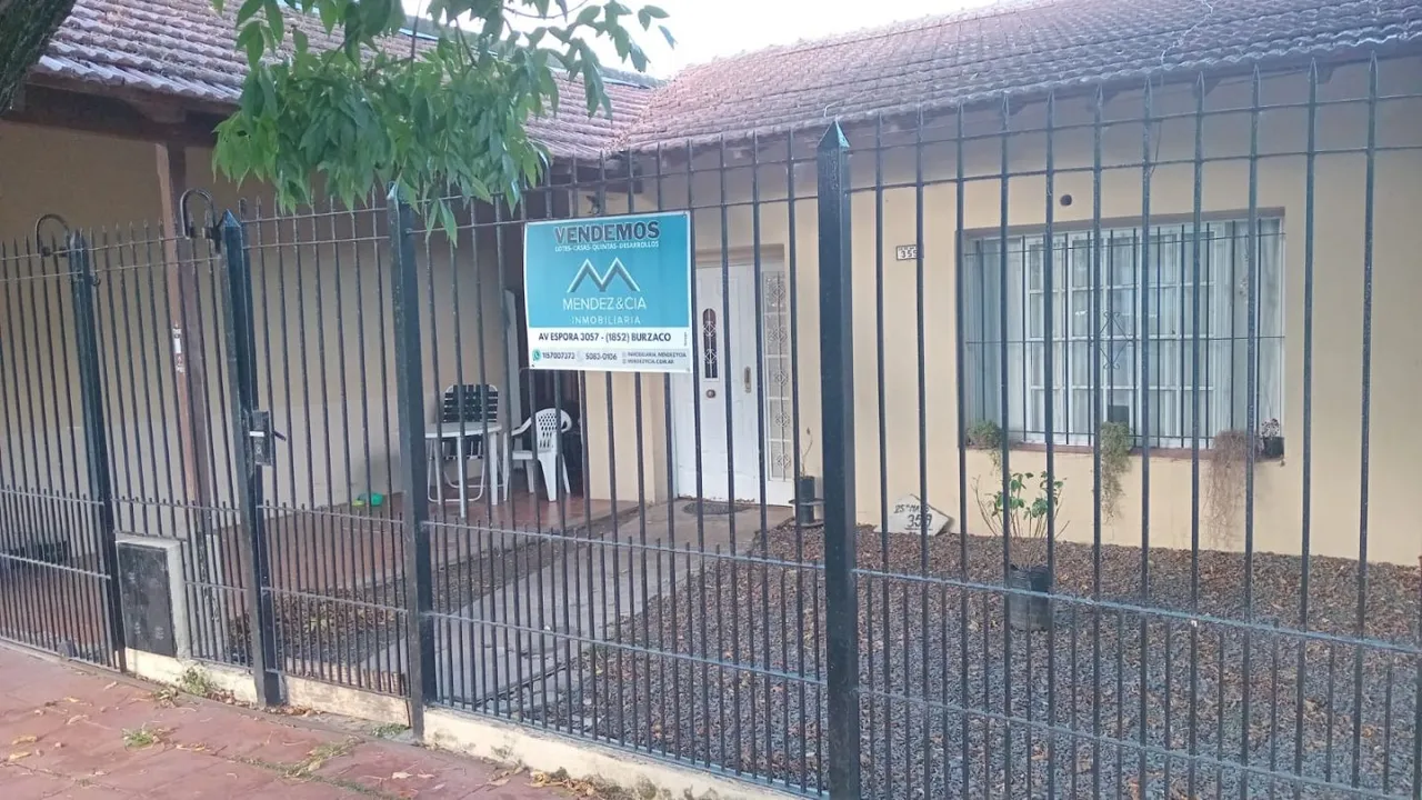 Casa en 25 DE MAYO 300