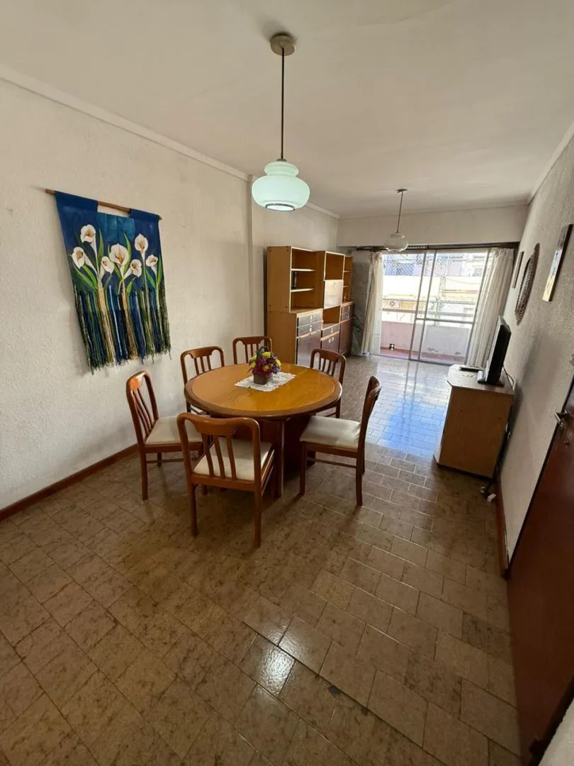 Departamento en arenales 2200