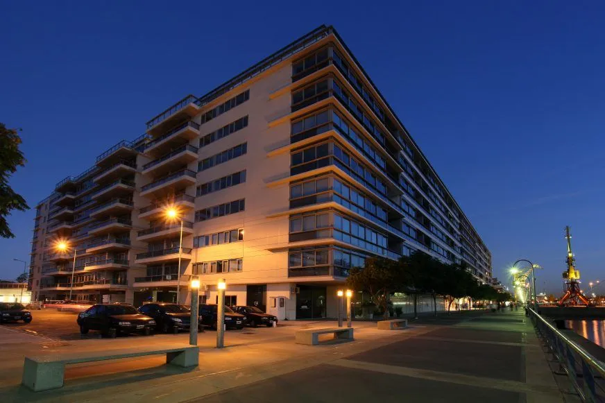 Departamento en JUANA MANSO 500