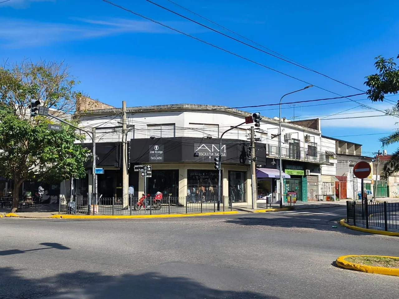 Local Comercial en AV MITRE