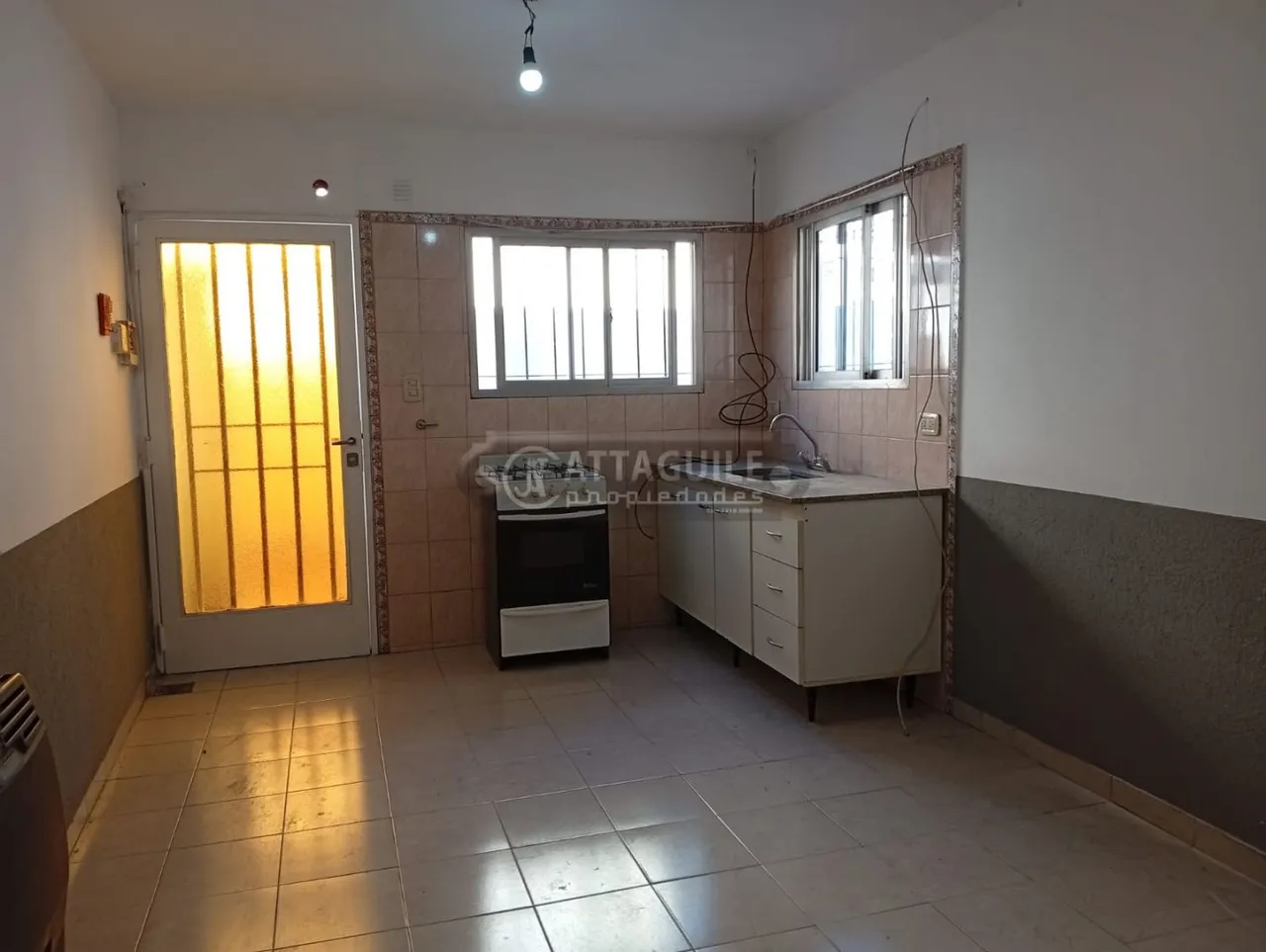 Departamento en GUEMES 2000