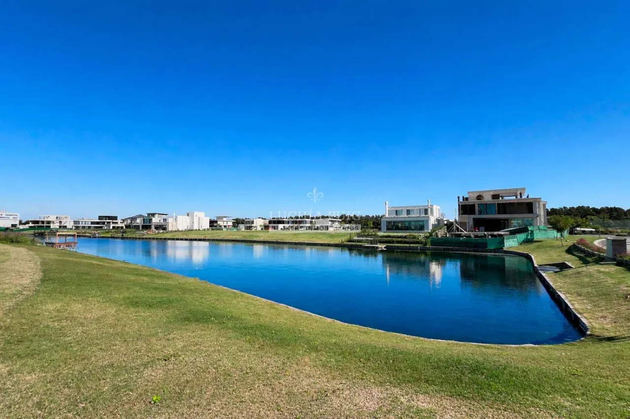 Lote en LOS PUENTES - NO 100