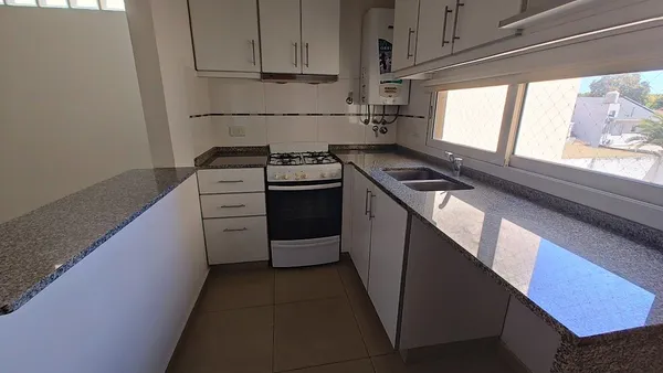 Departamento en Av San Martin 2600