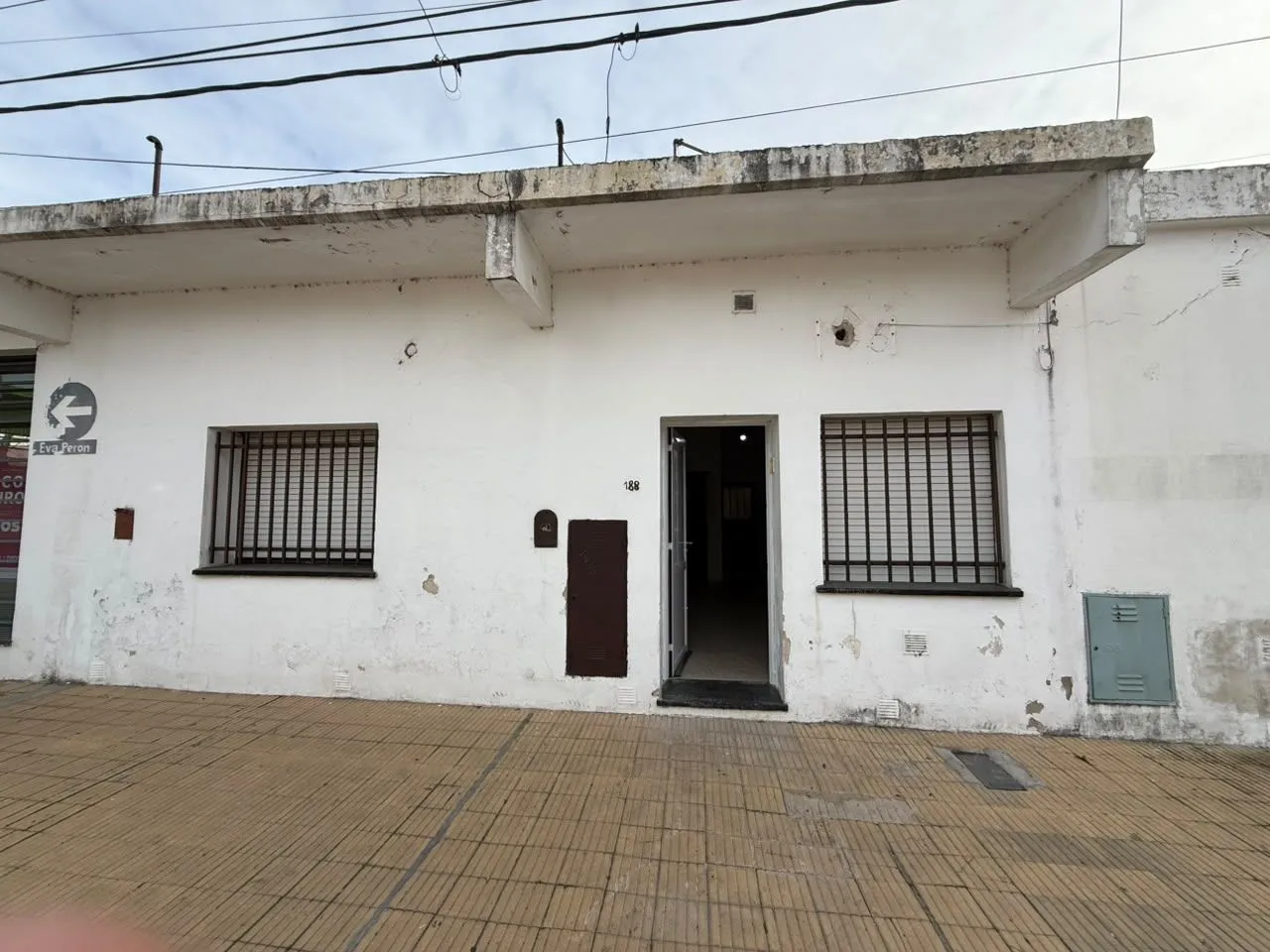 Departamento en Eva Peron 100