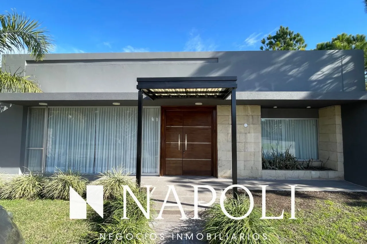 Casa en Martin Fierro 4600
