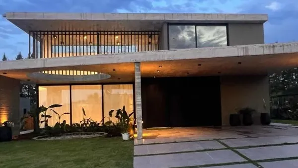 Casa en Los robles 5900