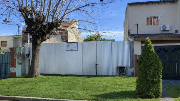 Lote en GORRITI 200