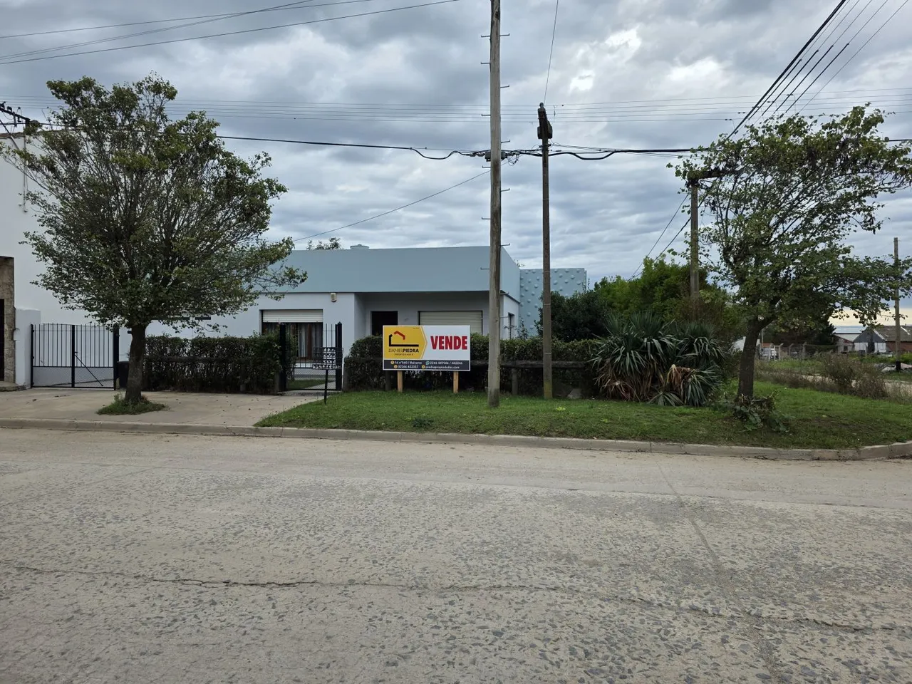Casa en AV. 39 ESQ. 46 -