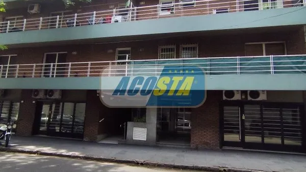 Departamento en Gral. Urquiza 44