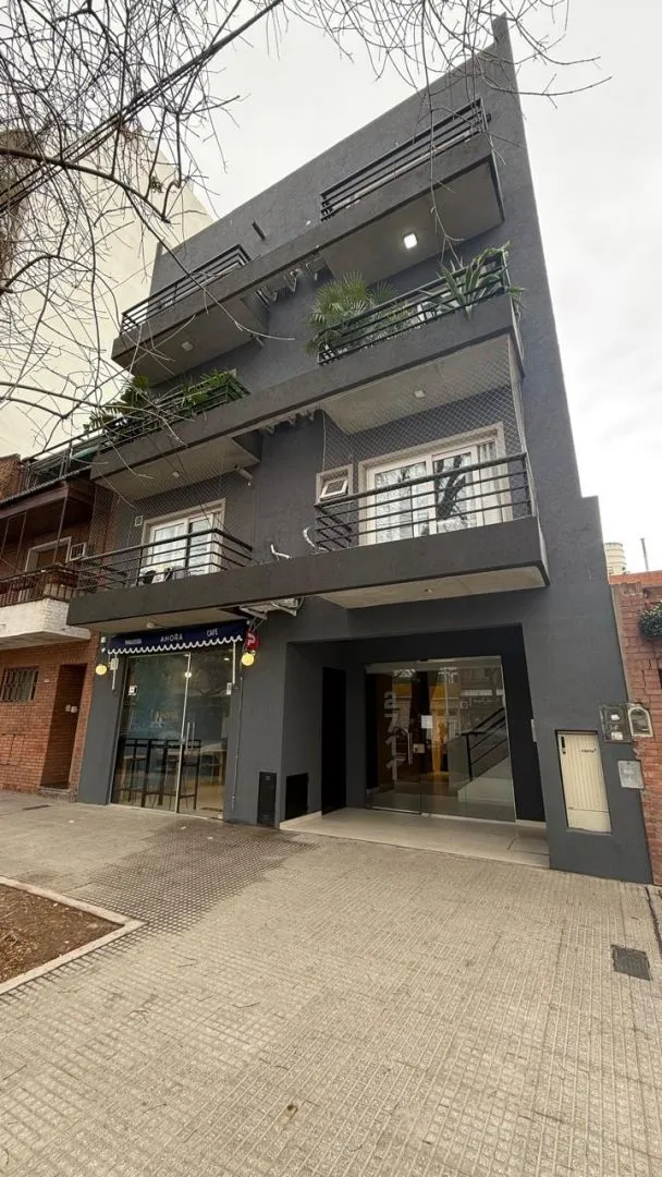 Departamento en AV DEL CARRIL 2700
