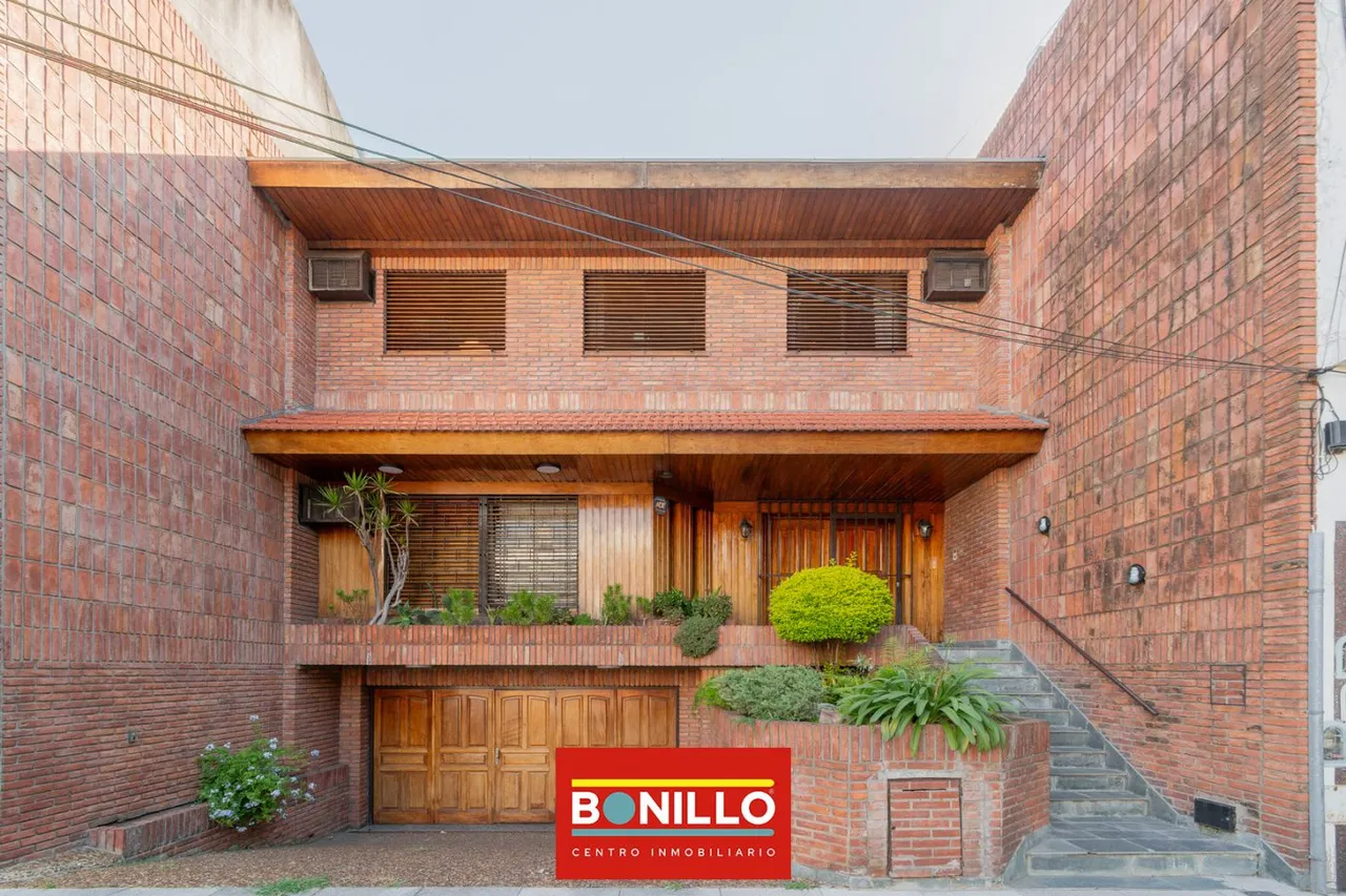 Casa en ZAMUDIO 5400