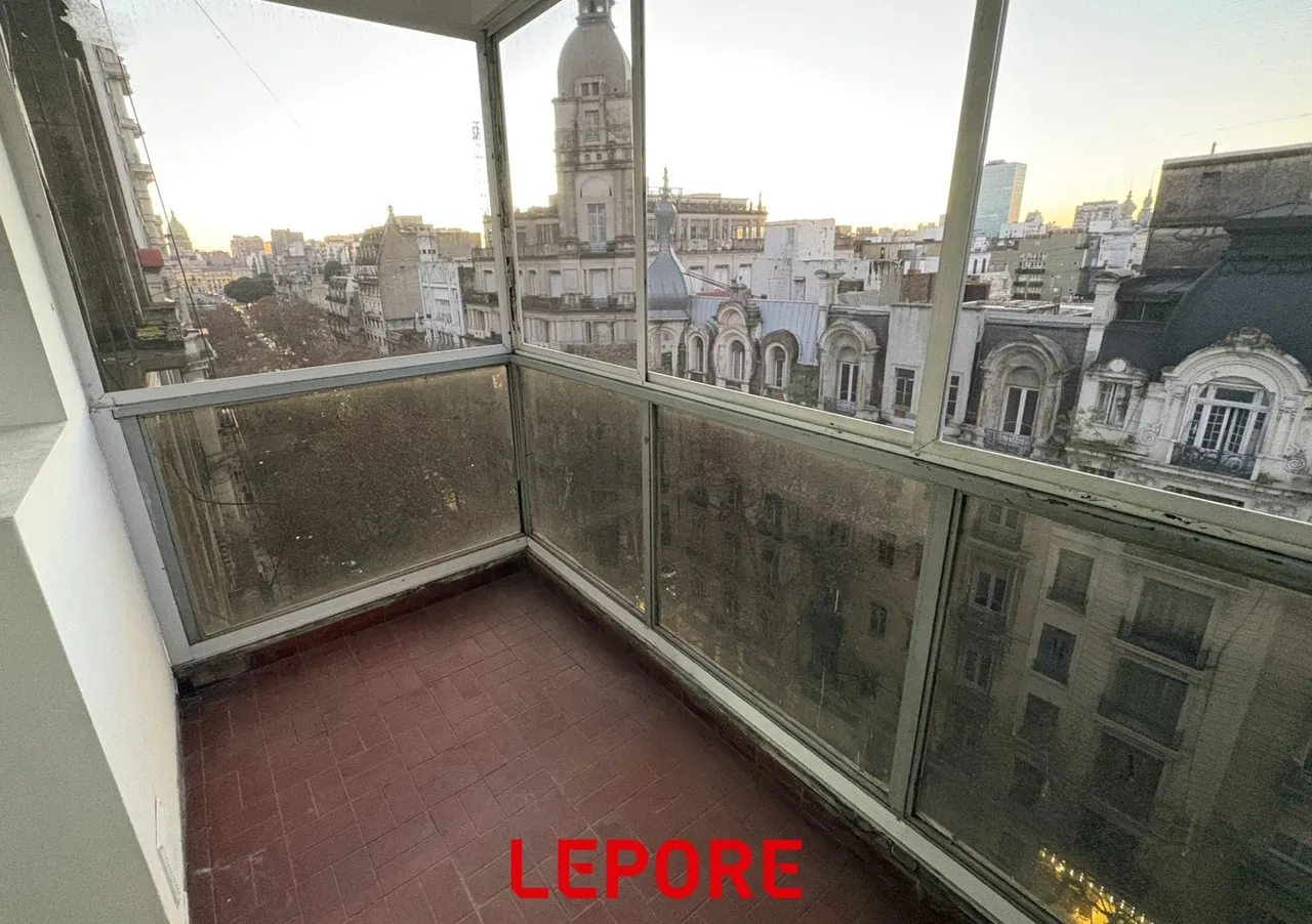 Departamento en AV DE MAYO 1200