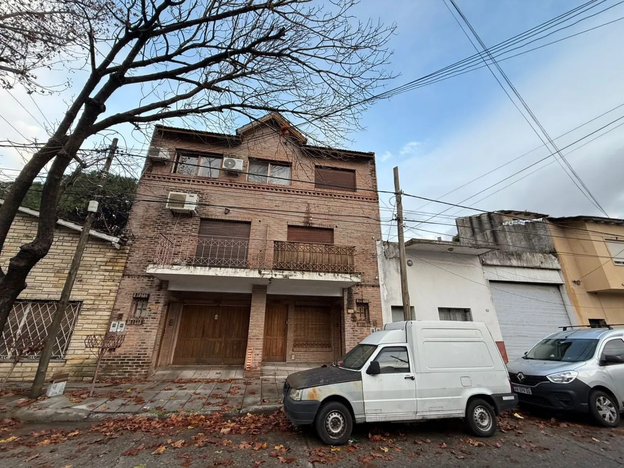 Casa en ramon castro 2700