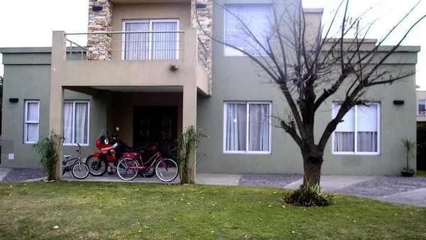 Casa en Horacio Quiroga 4900