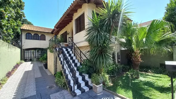 Casa en Rivadavia 3100