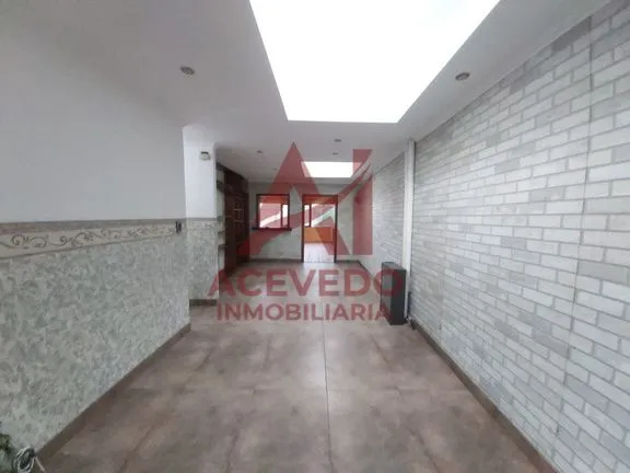 Casa en ANGELA VALLESE 600