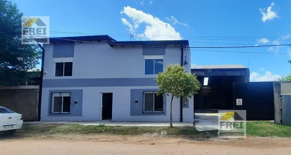 Casa en Alvear 2300