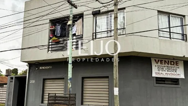 Edificio en 106 200