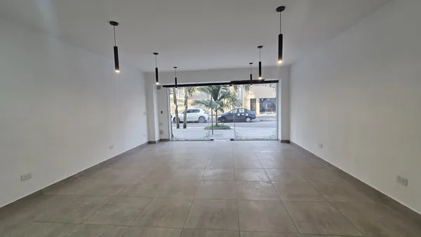 Local Comercial en HUMAITA 1300