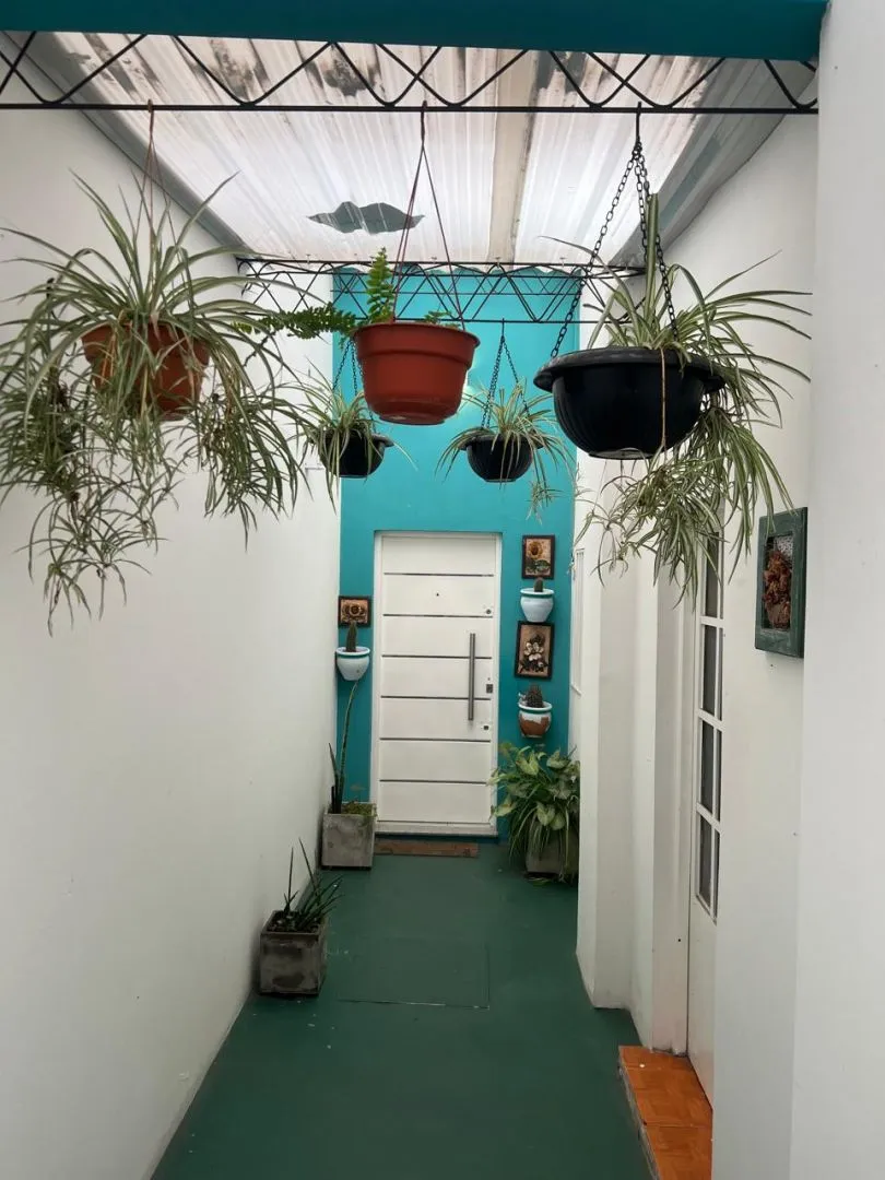 Casa en ALMIRANTE BROWN 2400