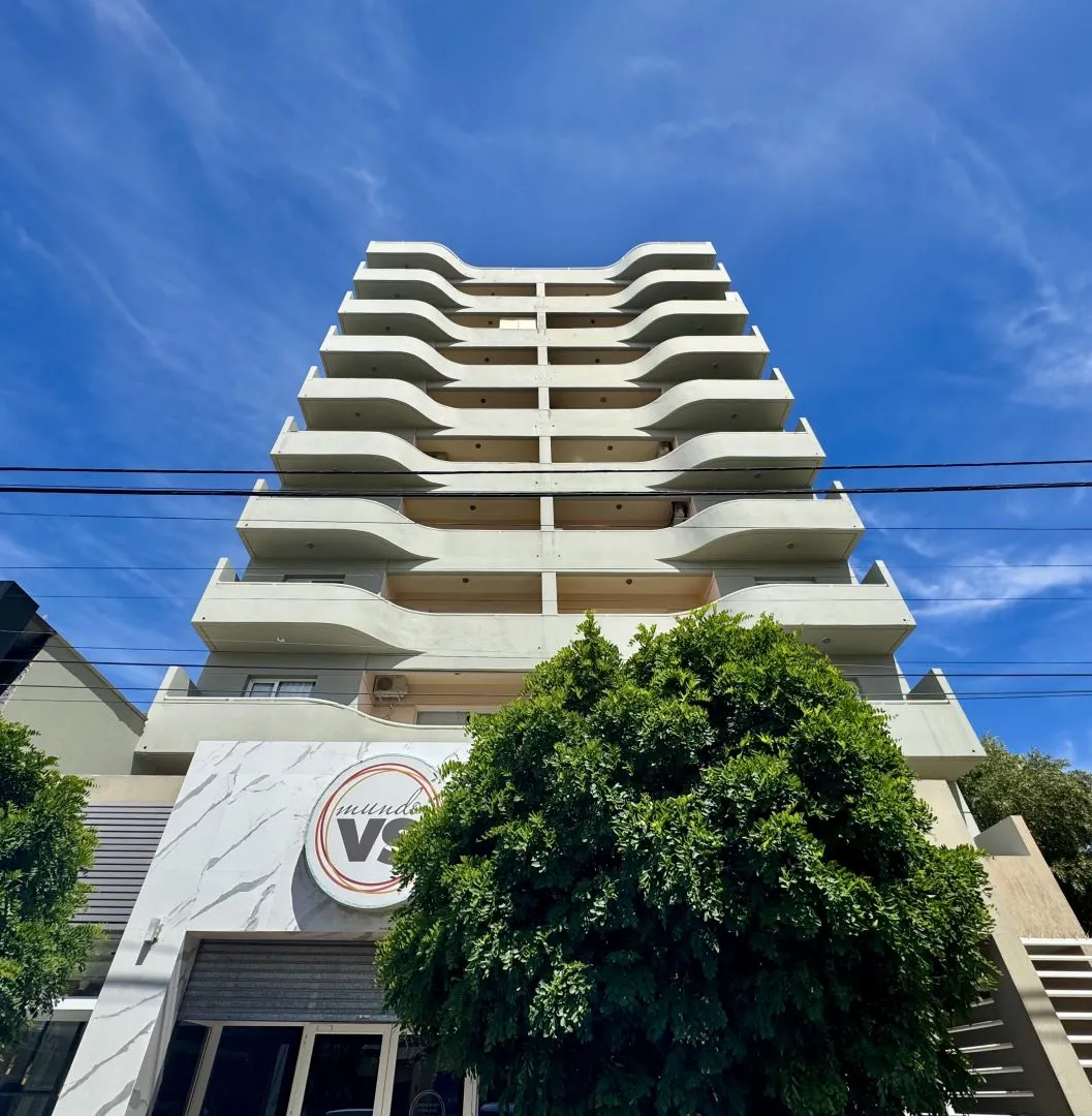 Departamento en 9 de Julio 200