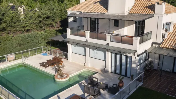 Casa en ACCESO OESTE KM