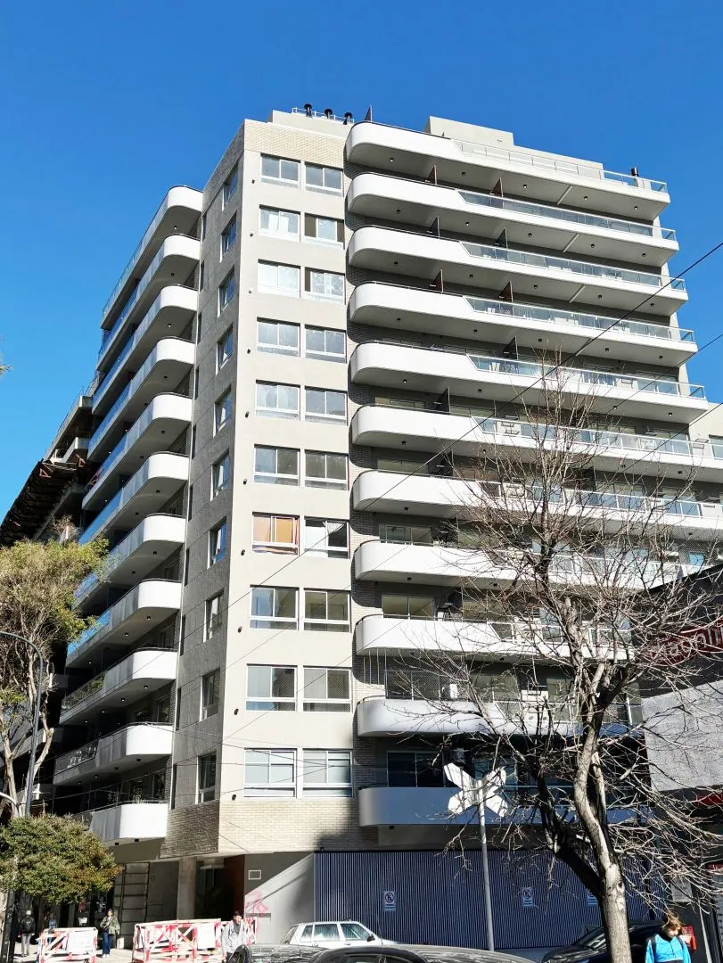Departamento en AV. ALVAREZ THOM 3100