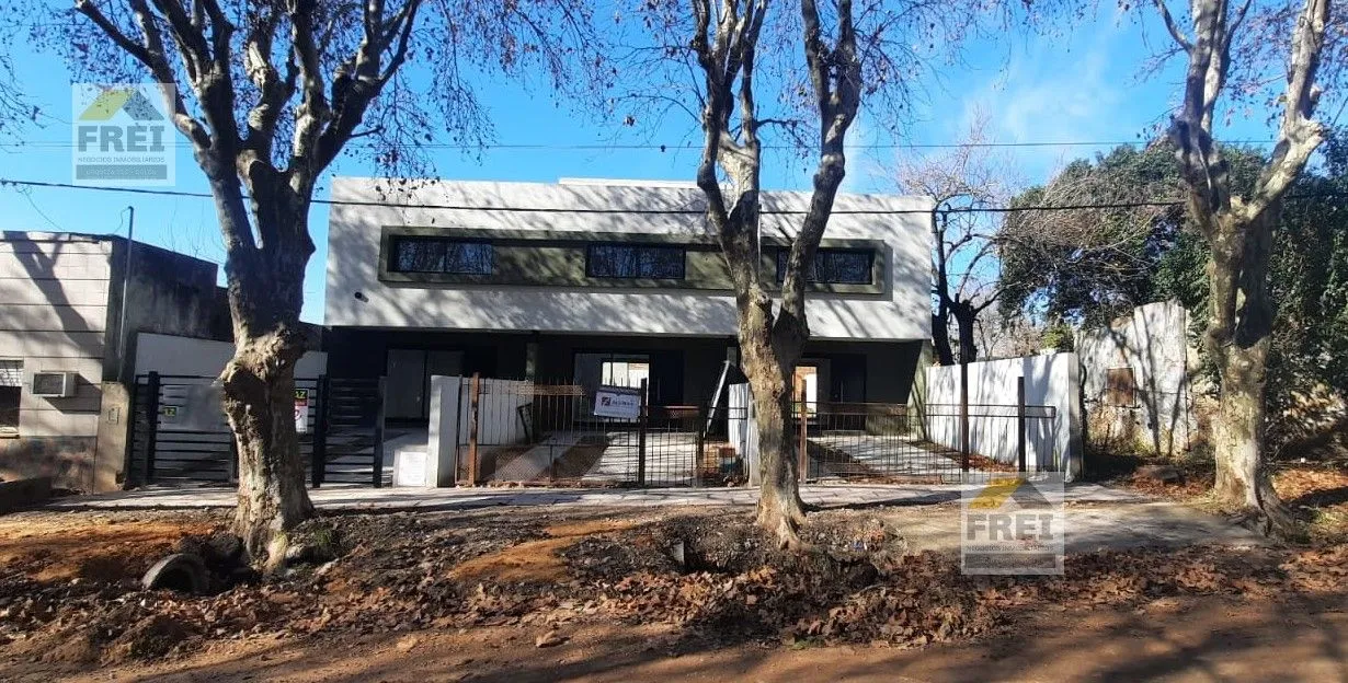 Casa en Alberdi 700