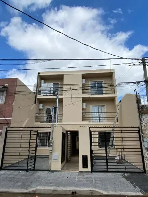 Departamento en ALFREDO PALACIOS 600